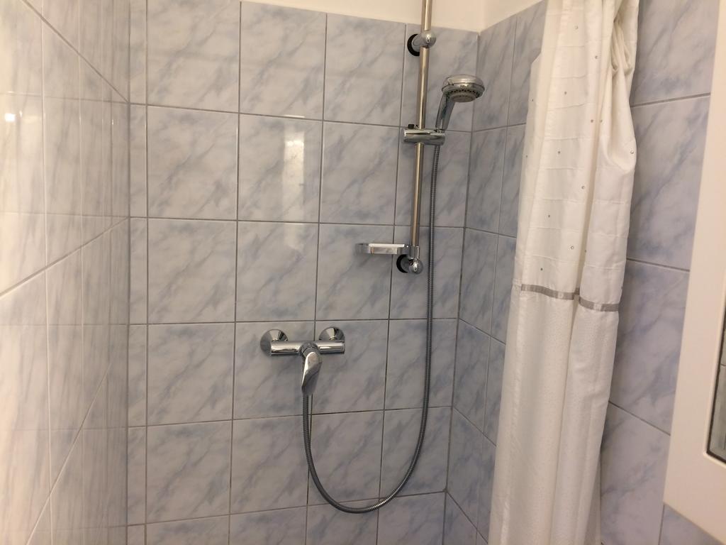 Irisz Apartman Будапеща Екстериор снимка